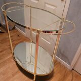 Bar serving table