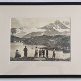 Framed vintage photograph of an alpine lake with hikers, 1930, 36 x 29 cm.