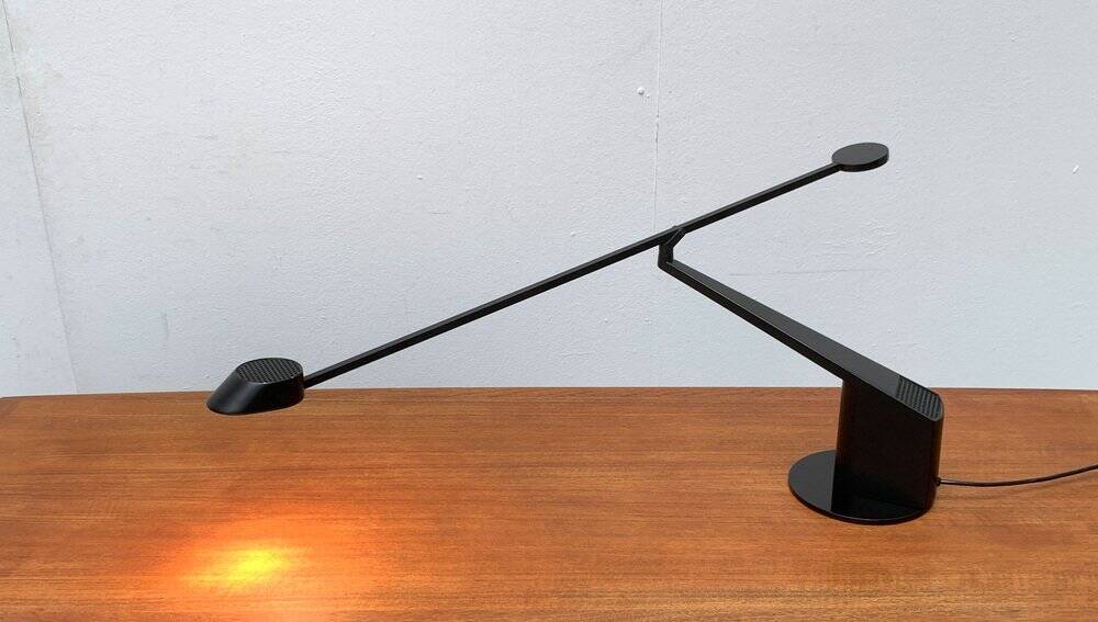 Postmodern Italian table lamp Ala by Rodolfo Bonetto for Iguzzini, 1980s
