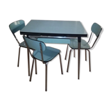 Set table and chairs in formica