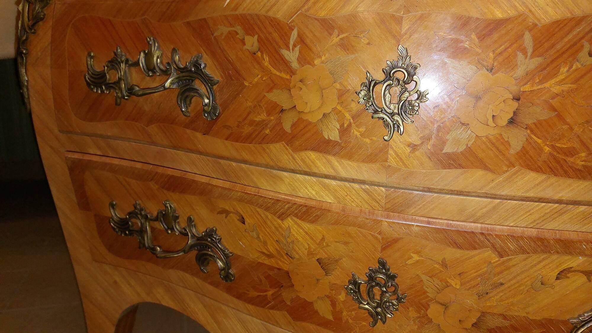 Louis XV style curved chest of drawers in rosewood 3 drawers and marble top