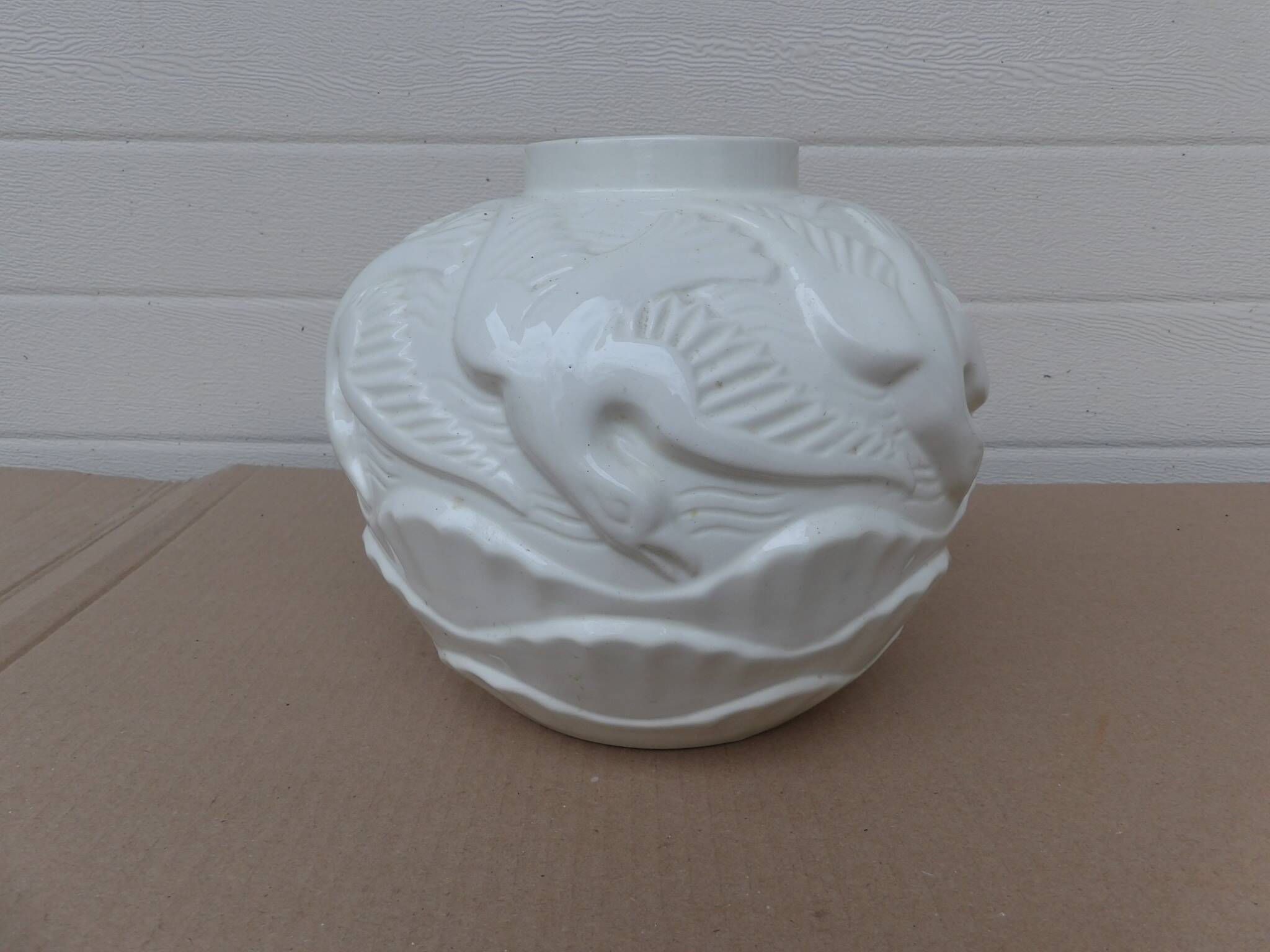 1930s ceramic ball vase with seagulls