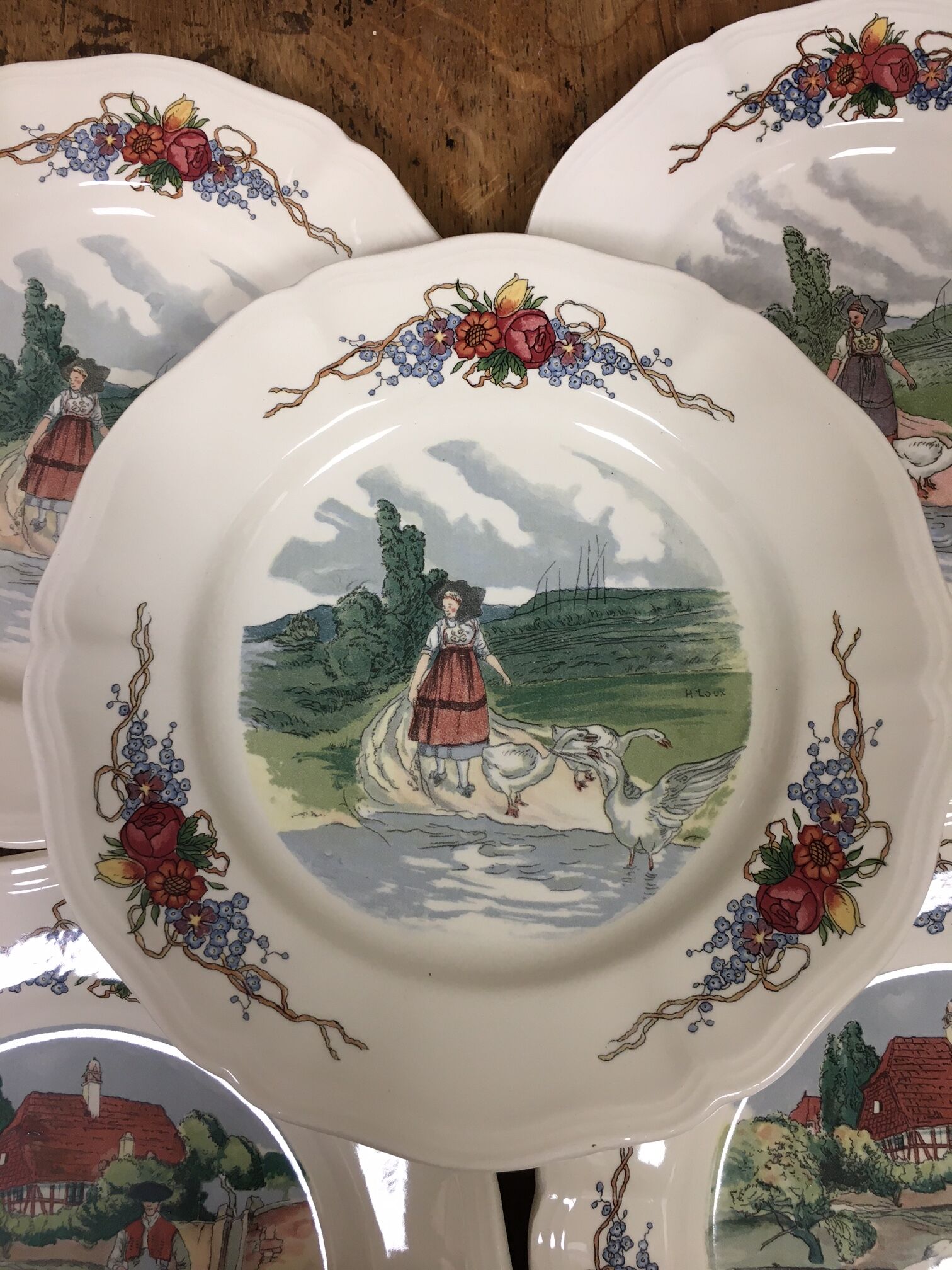 8 dessert plates Obernai Sarreguemines France