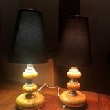 Paire de lampes effet marbre jaune boudoir français