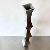 XXL “totem” vase / cast aluminum – 1980s