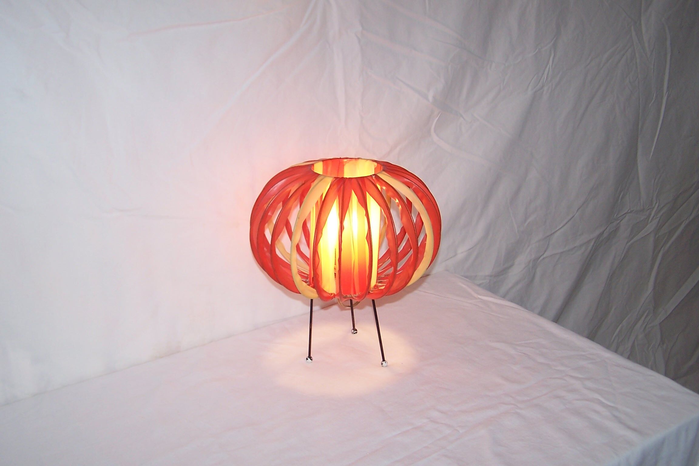 Tripod lamp of the 50s