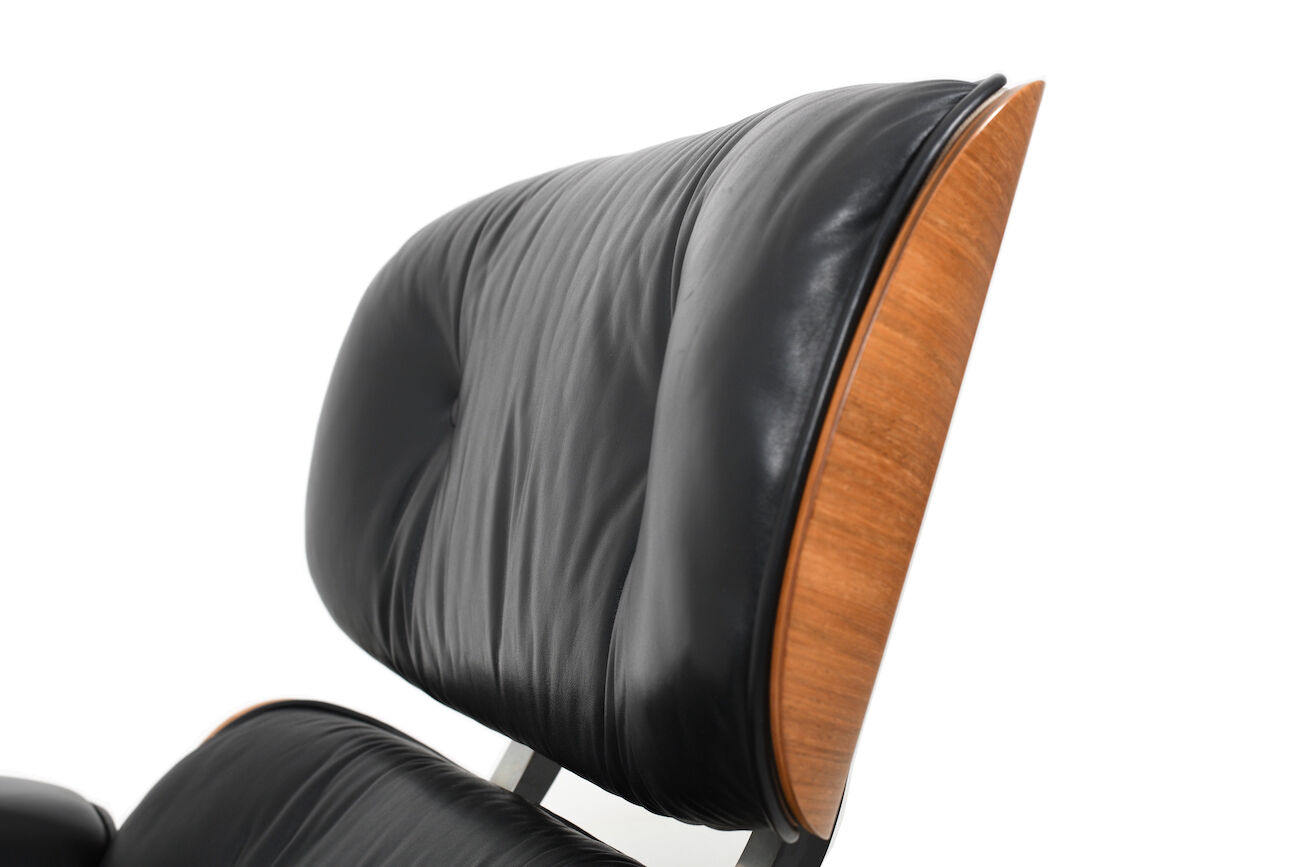 Charles & Ray Eames lounge chair by Vitra
