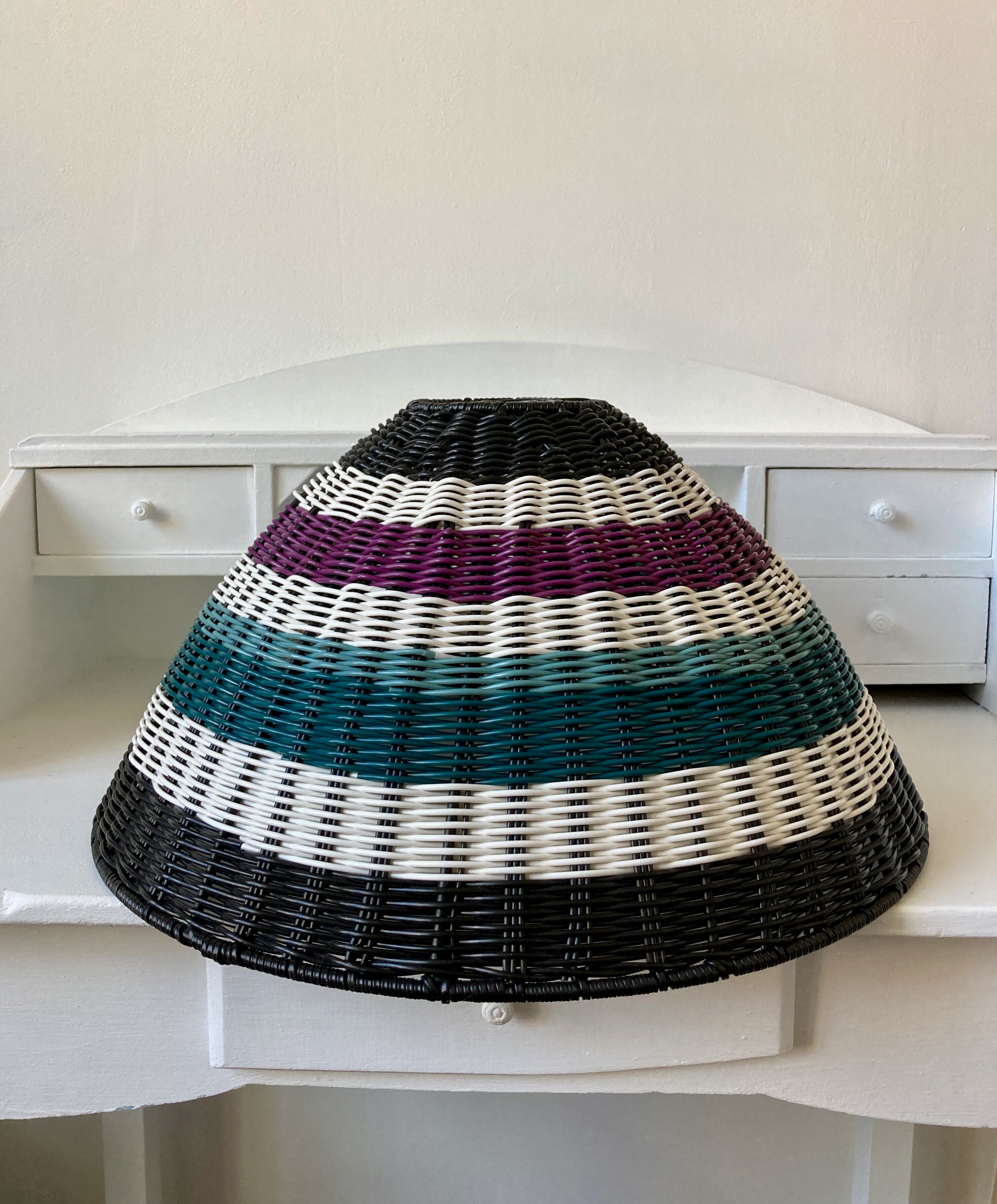 Scoubidou braided suspension