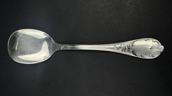 Lot de 12 cuillères à glace Christofle modèle Marly – neuves sous blister, boîte d’origine scellée