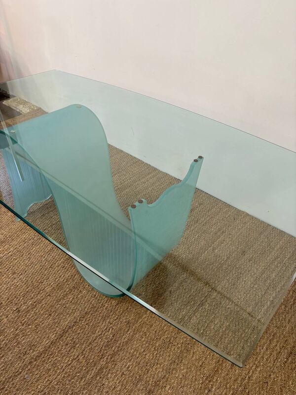 Table en verre pied verre dépoli