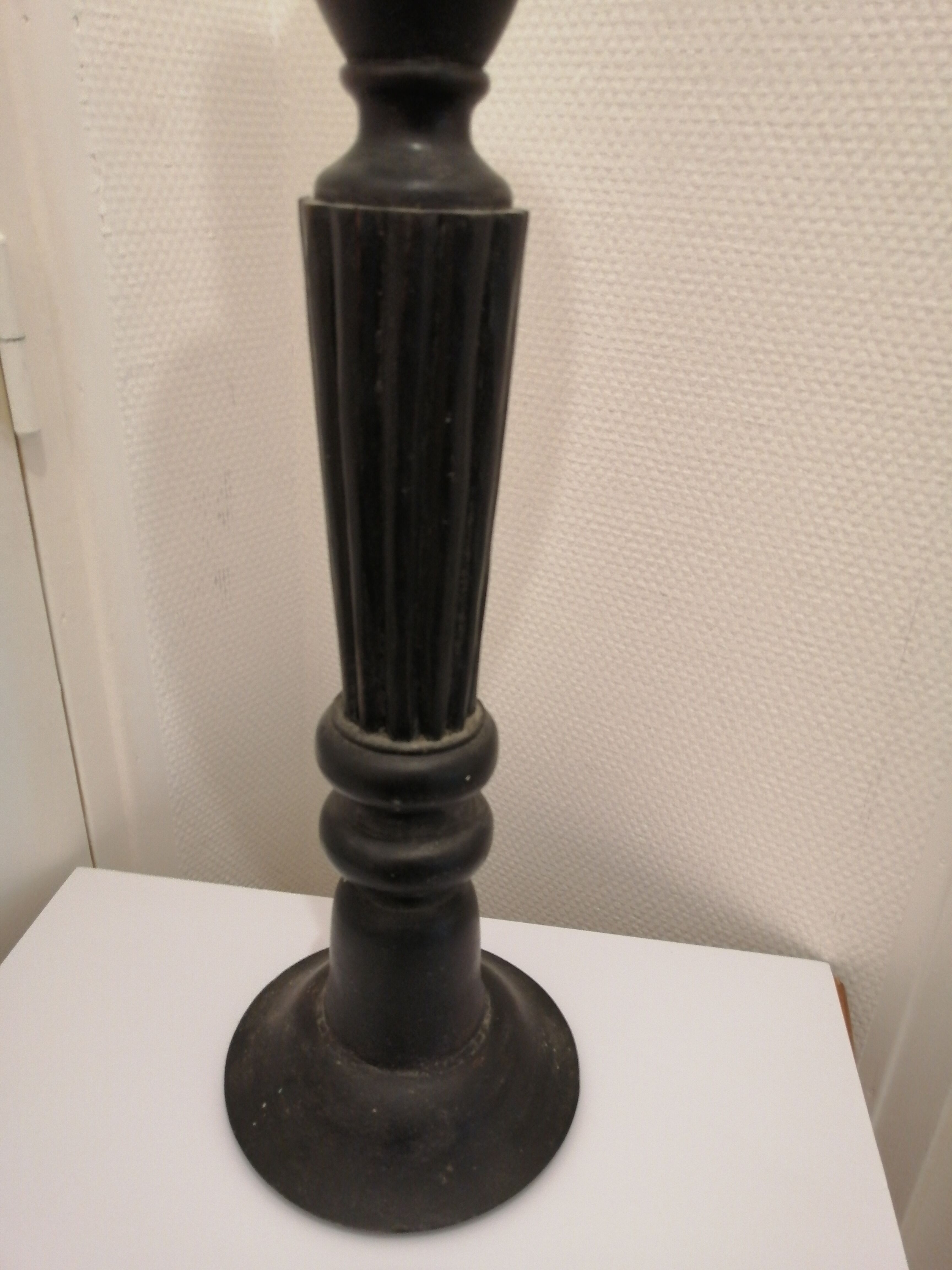 Chandelier en bois