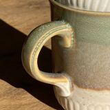 Deux mugs staffordshire