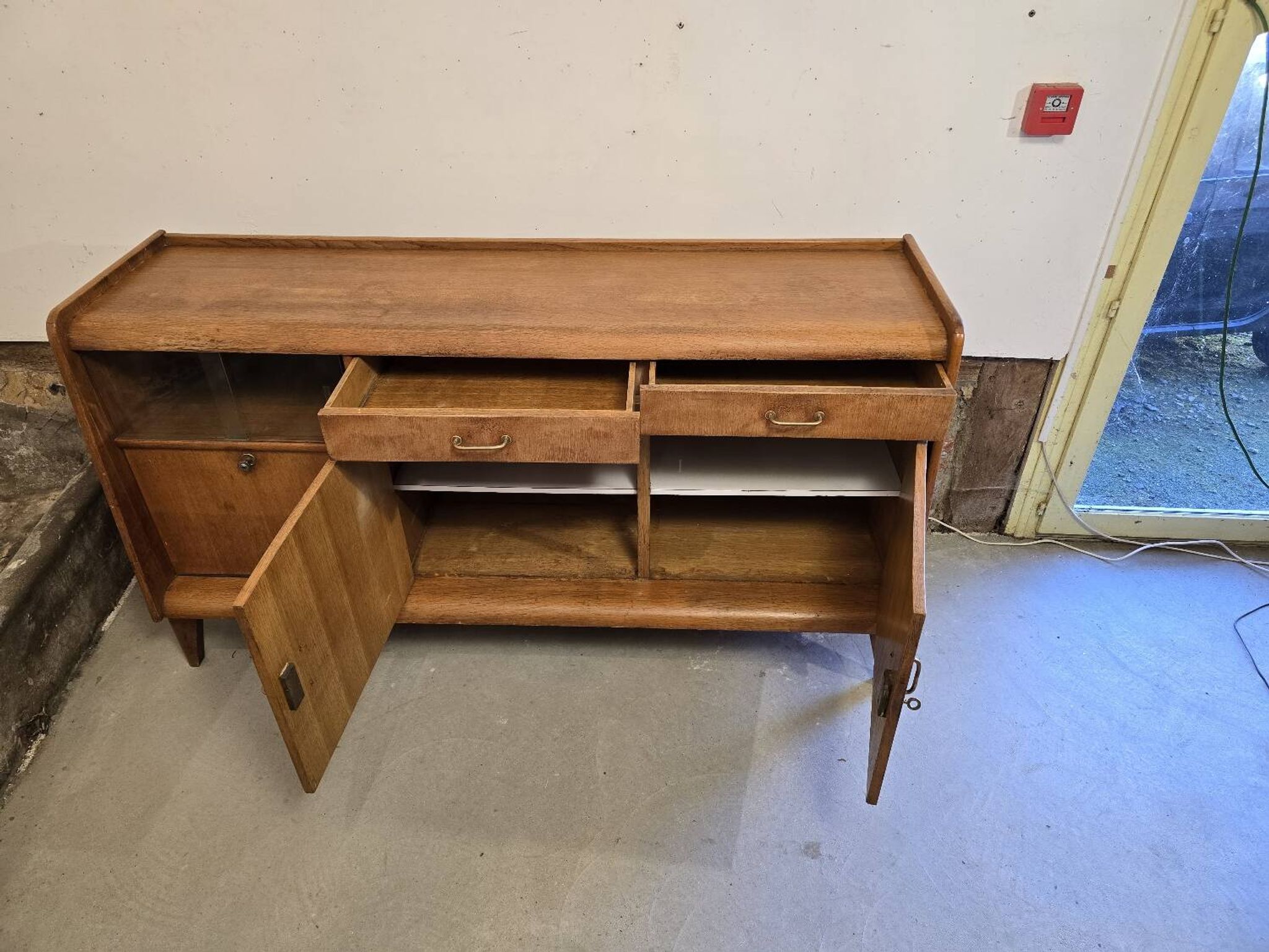 Enfilade 1950 avec vitrine