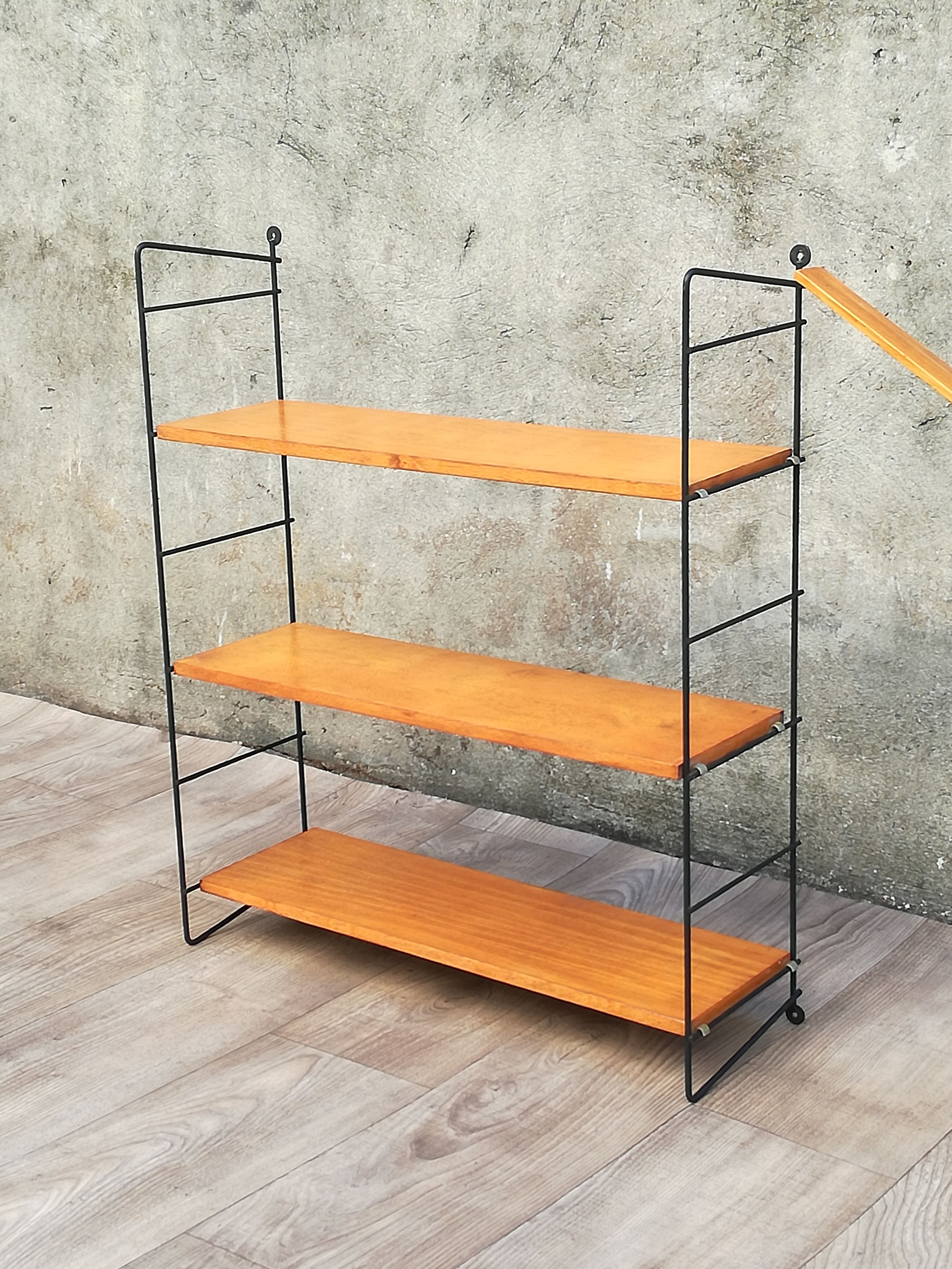 String modular wall shelf
