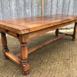 Farmhouse table with cat bar in solid oak with 1 drawer