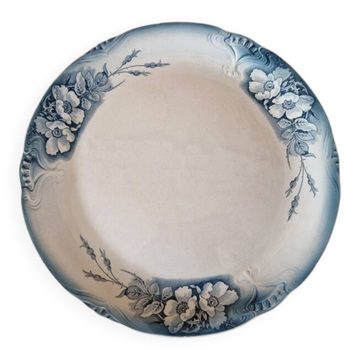 Important hollow plate in Saint Amand and Hamage earthenware, model Sylvia.
