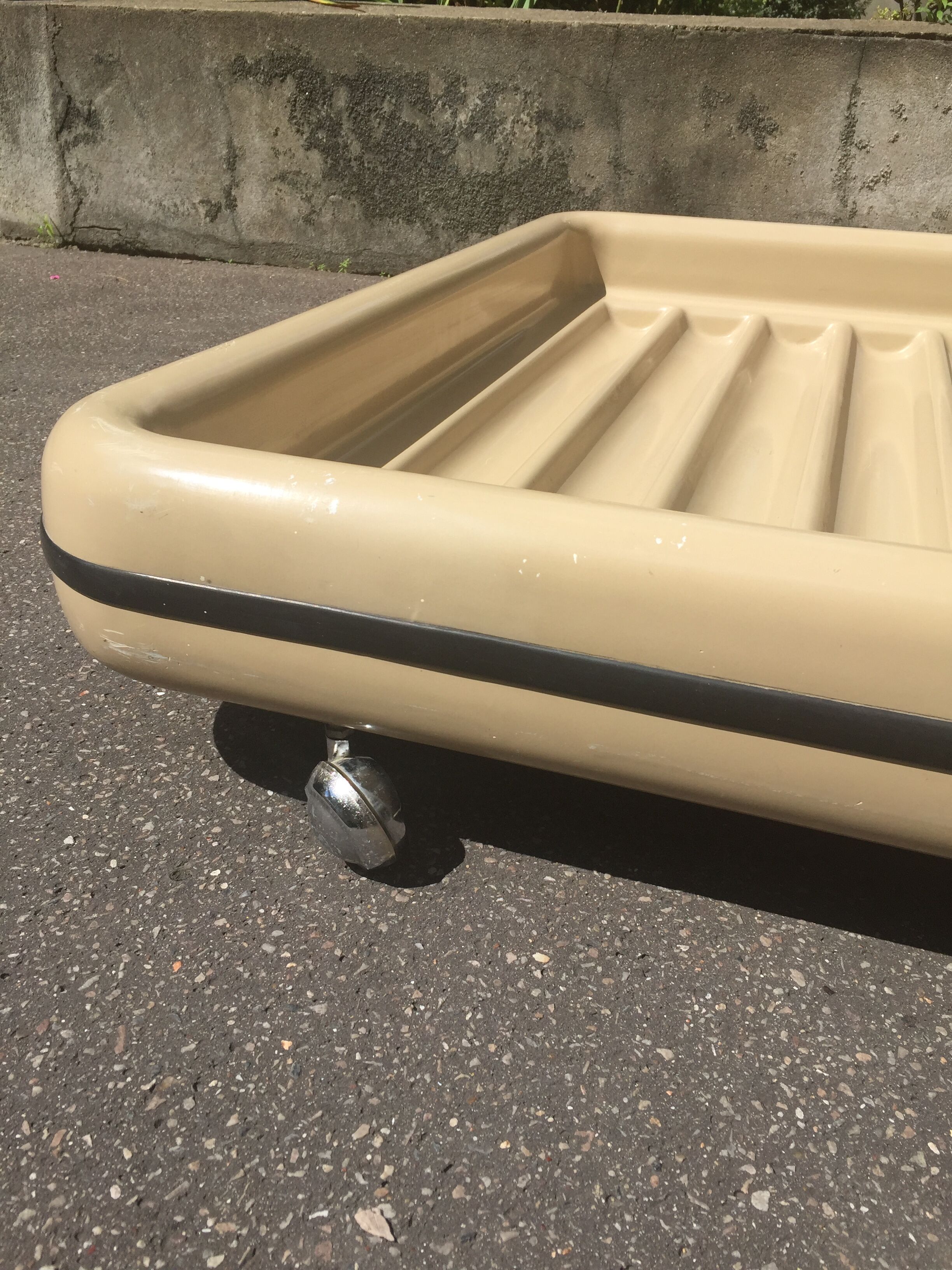 Reads simple Marc Held 1970