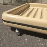 Reads simple Marc Held 1970