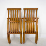 Ensemble de deux chaises pliantes en hêtre, conçues par l'architecte Otto Rothmayer.