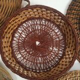 Wall composition of wicker trays