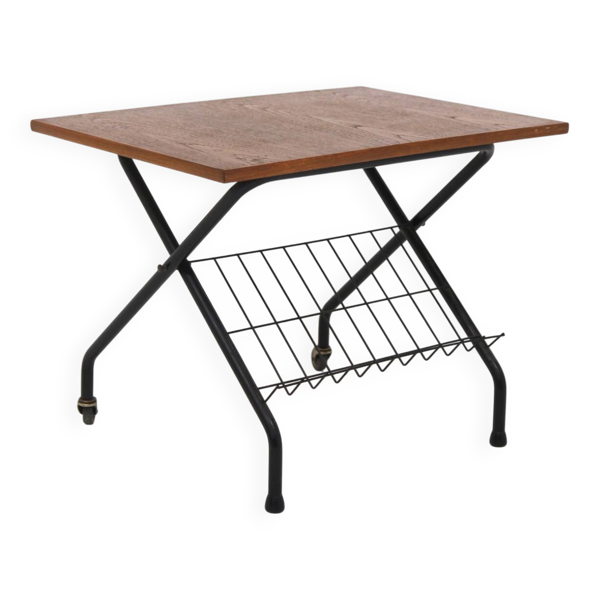 Table d'appoint ''Stringbord'' en teck, Suède, 1950