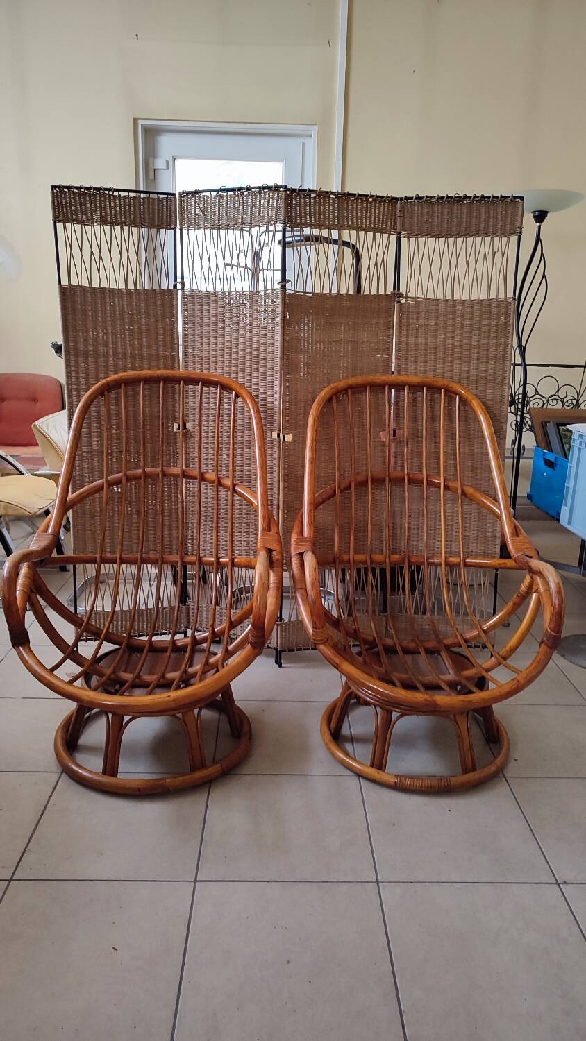 Lot 2 fauteuils rotin