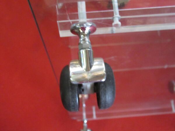 Table basse vintage en verre et plexiglas