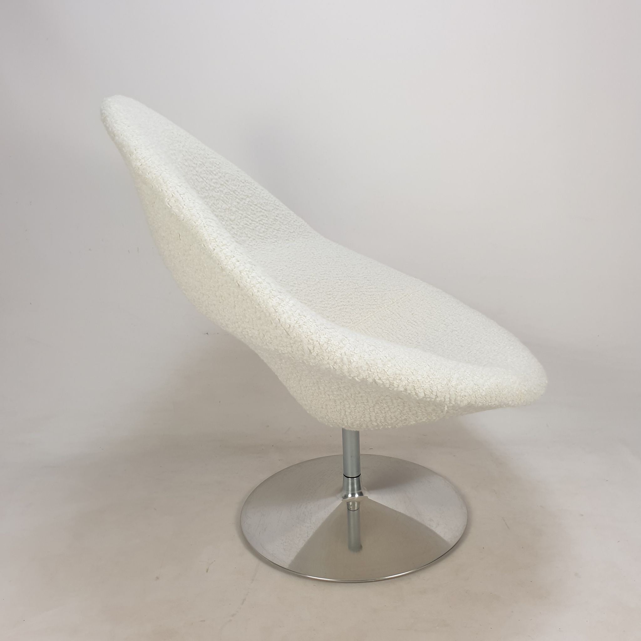 Big Globe Armchair with Ottoman by Pierre Paulin for Artifort, 1980s