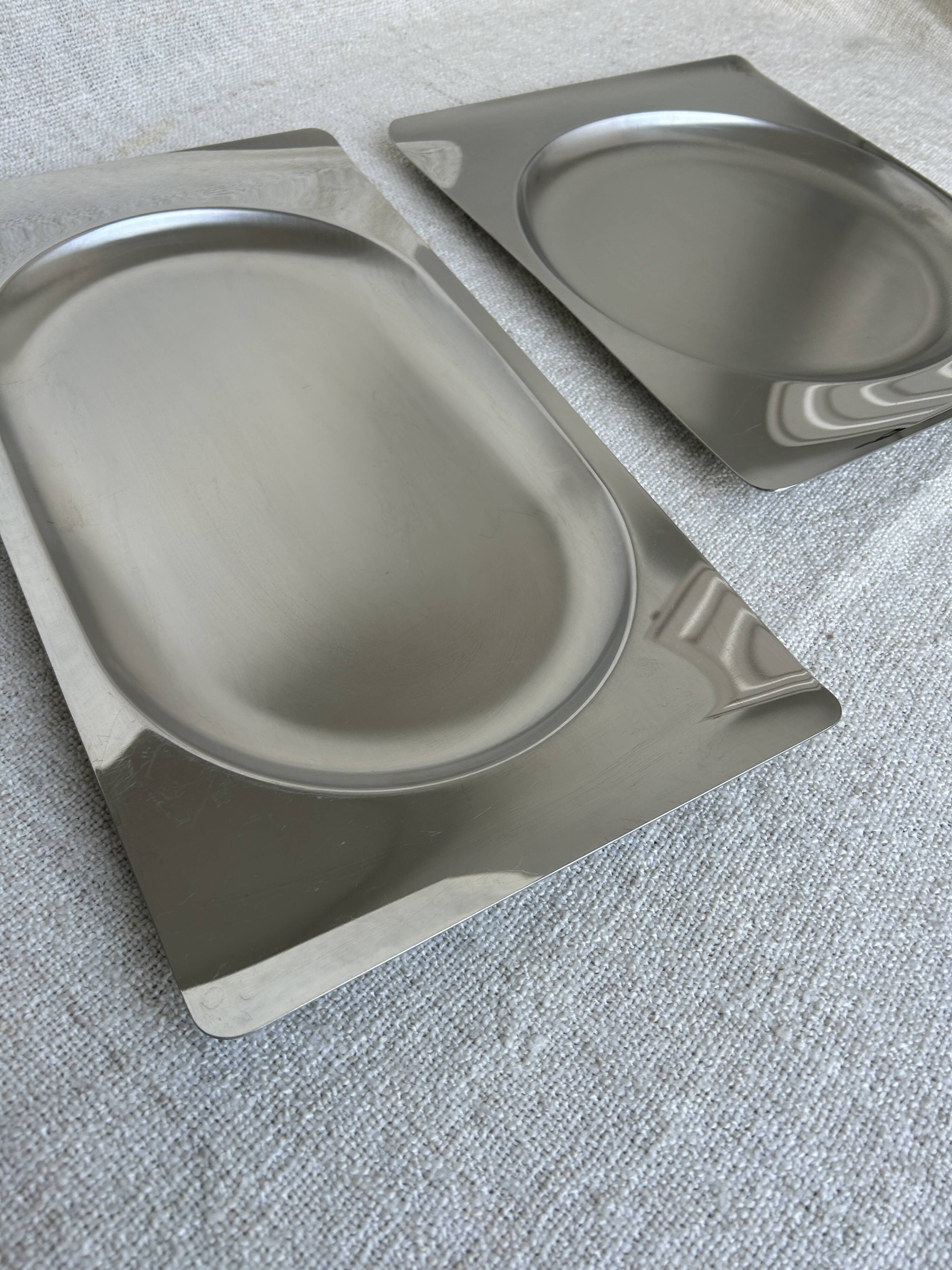 Set of stainless steel dishes by Guy Degrenne