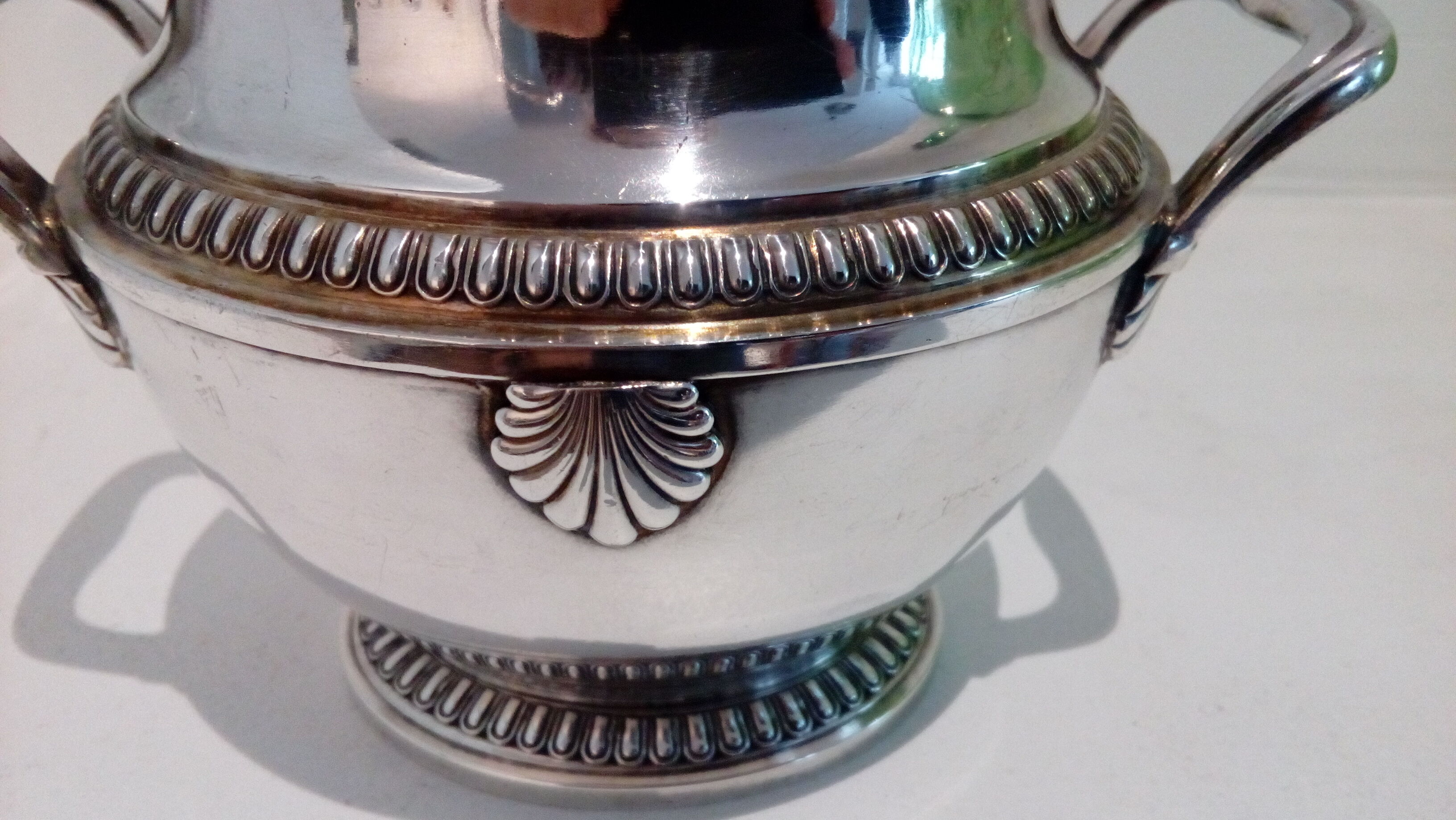 Sugar decoration silver metal shell
