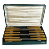 Box of 12 knives with horn handles