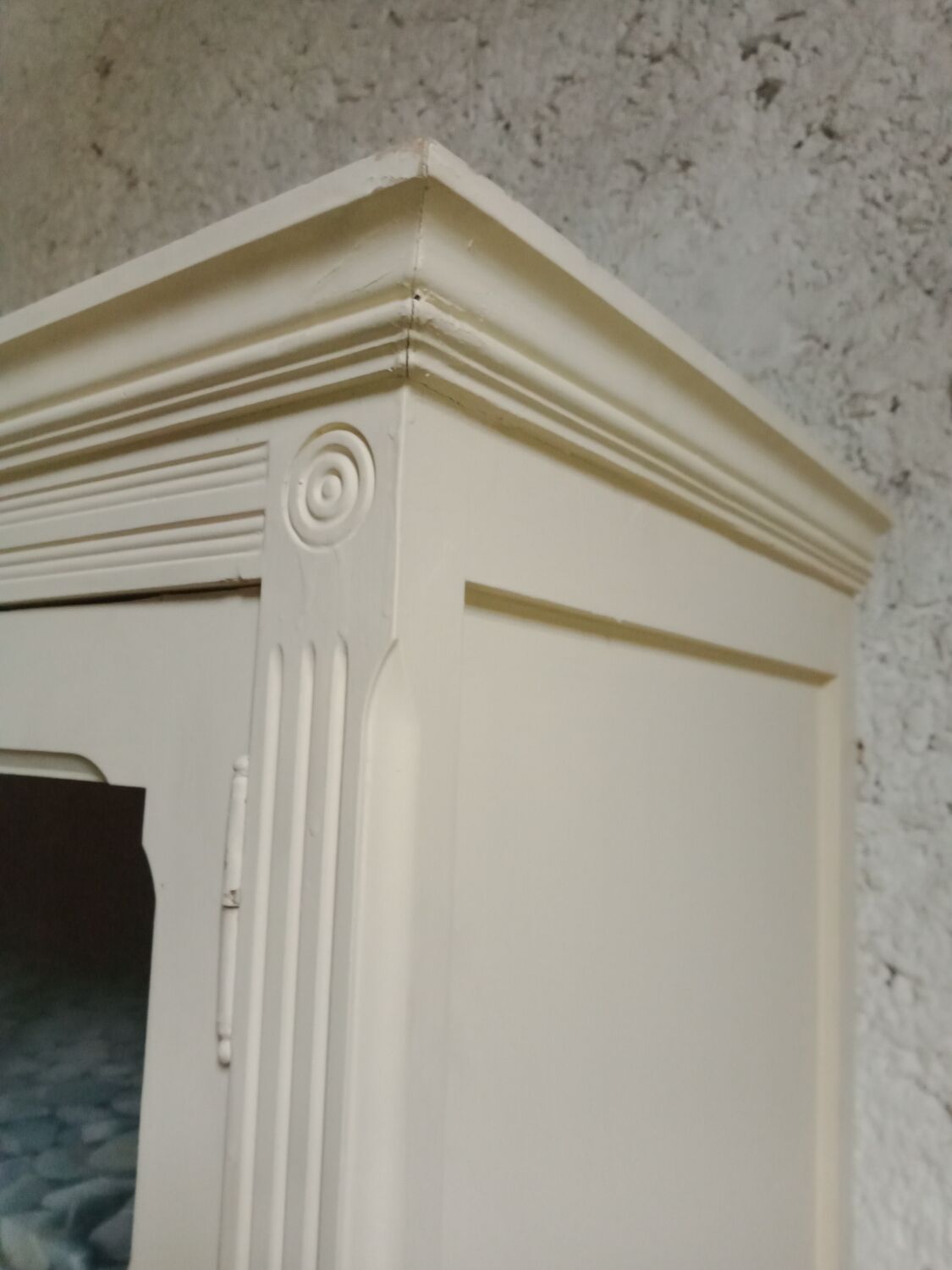 Old Parisian glass cabinet