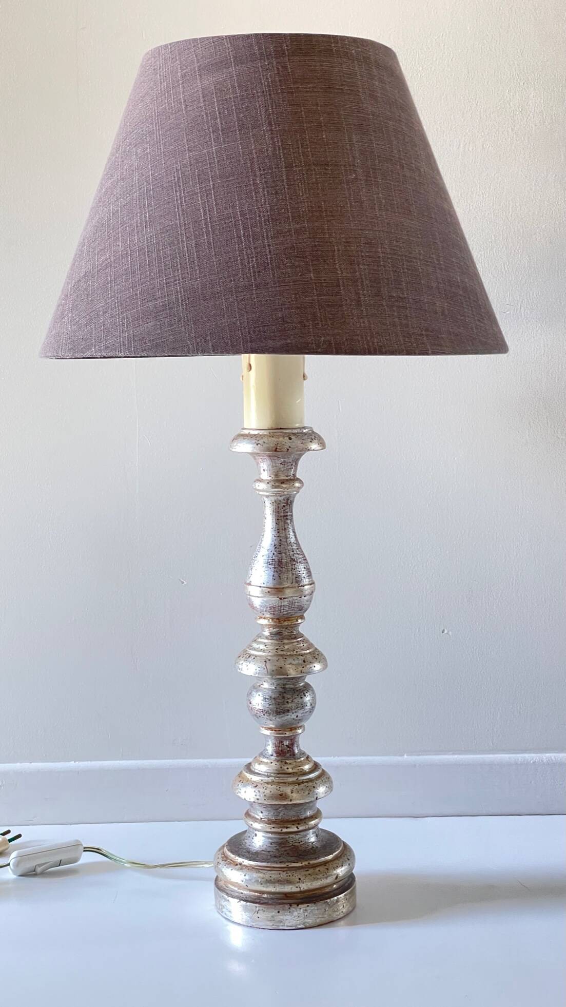Lampe haute bois argenté l'acropole - paris