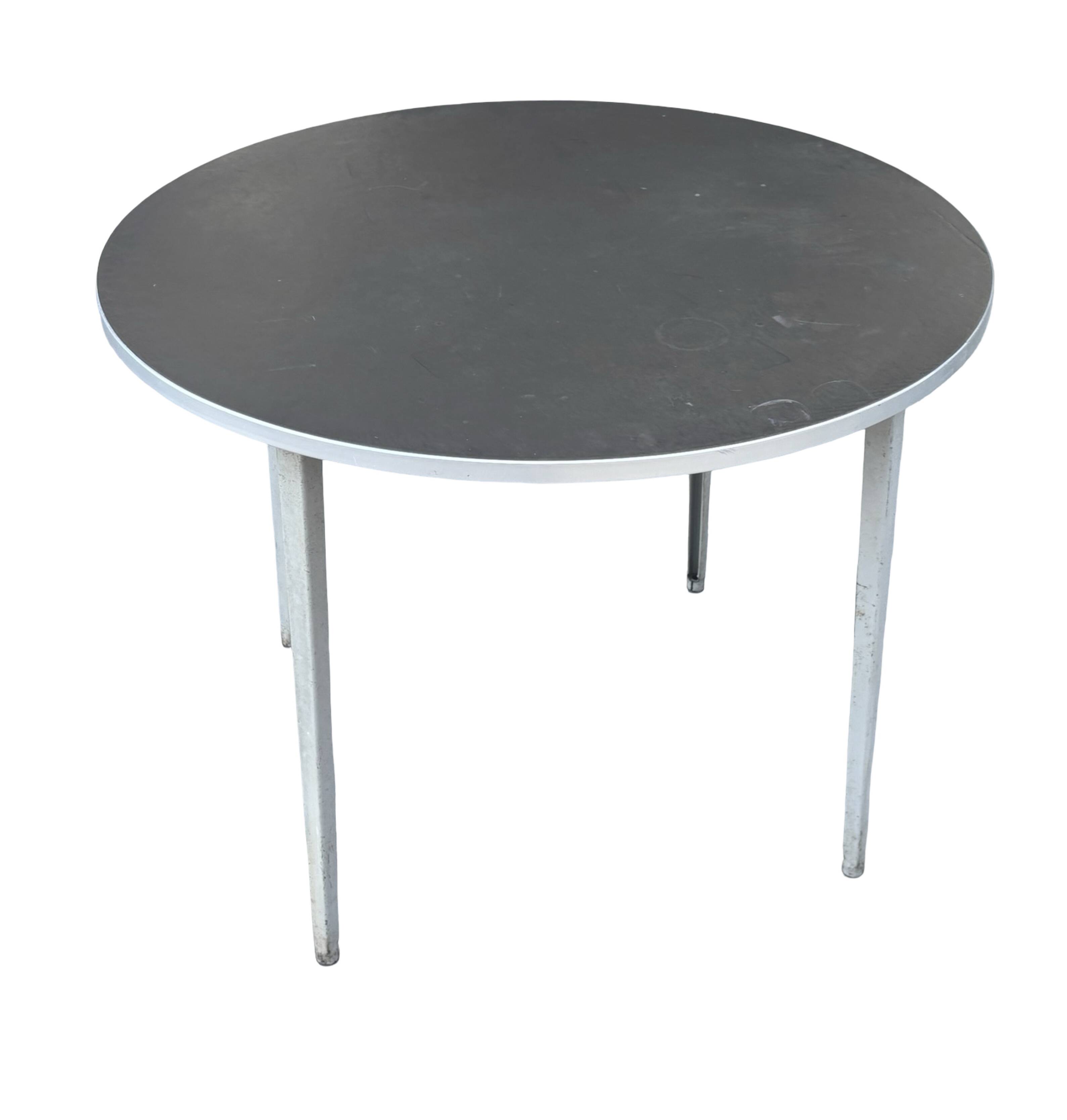 Friso Kramer Reform table round with linoleum top 1960