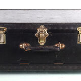 Bertault wooden trunk with drawer
