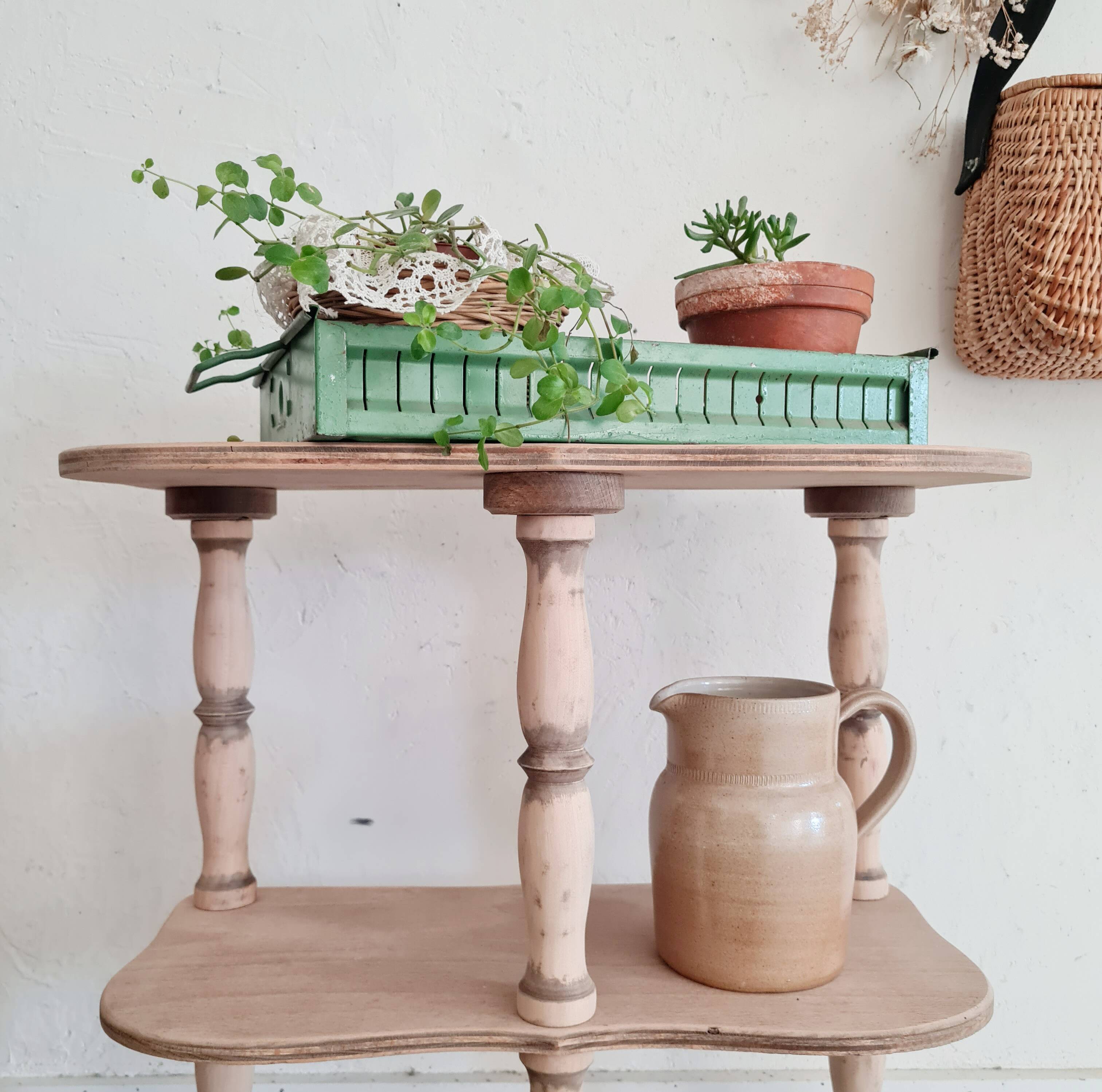 Green metal workshop drawer - tray