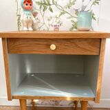Vintage mizzle bedside table