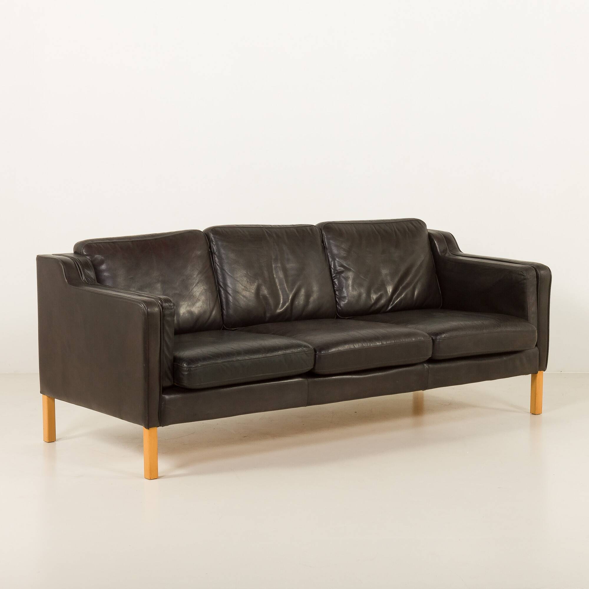 Vintage black leather sofa by Mogens Hansen, Deanmark 1970s