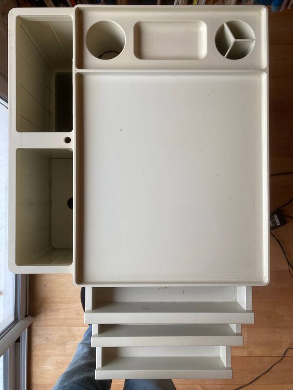 meuble roulant architecte Giovanni Pelis pour Stile Neolt