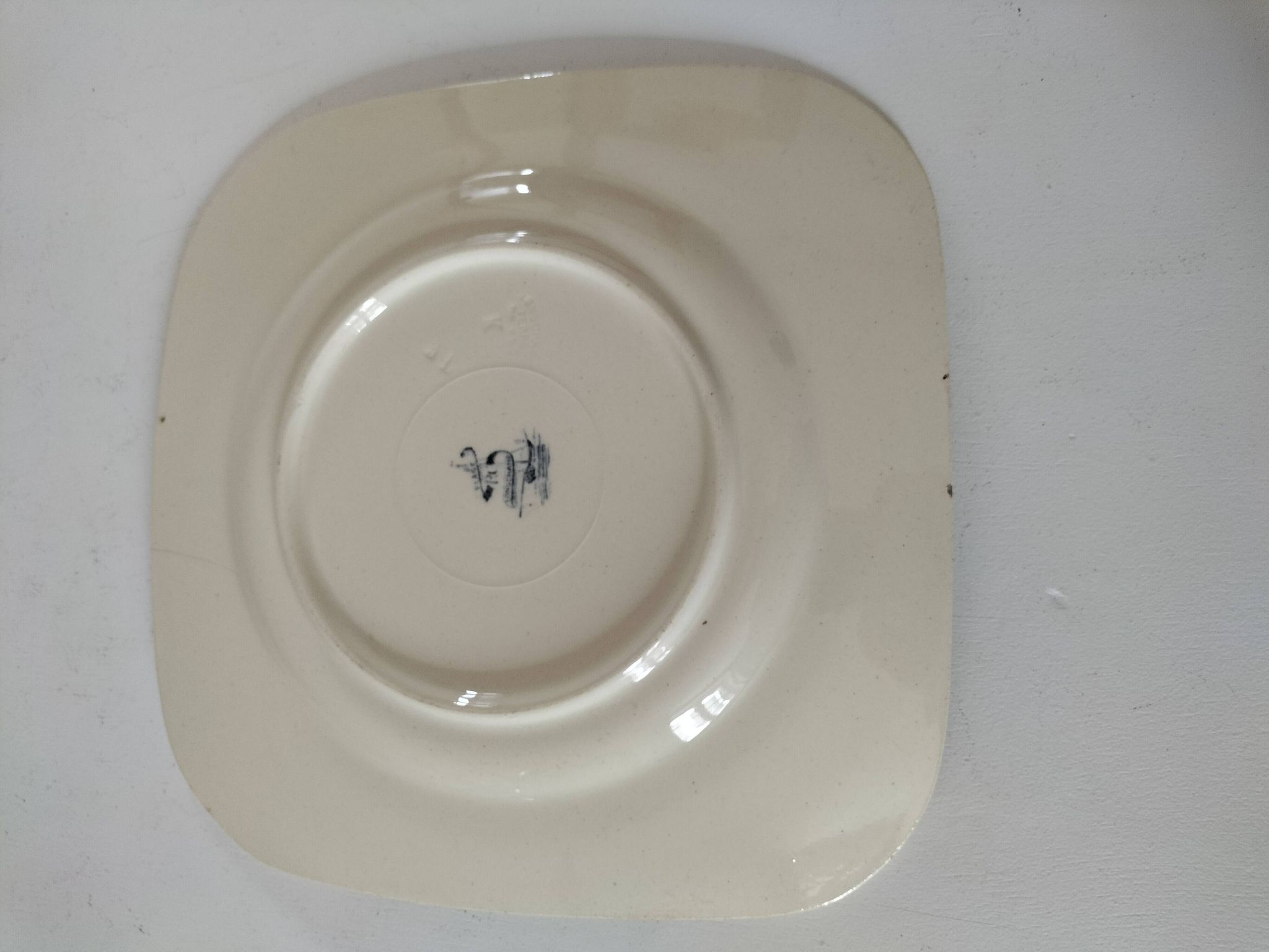 Square plate Longchamp model Beach