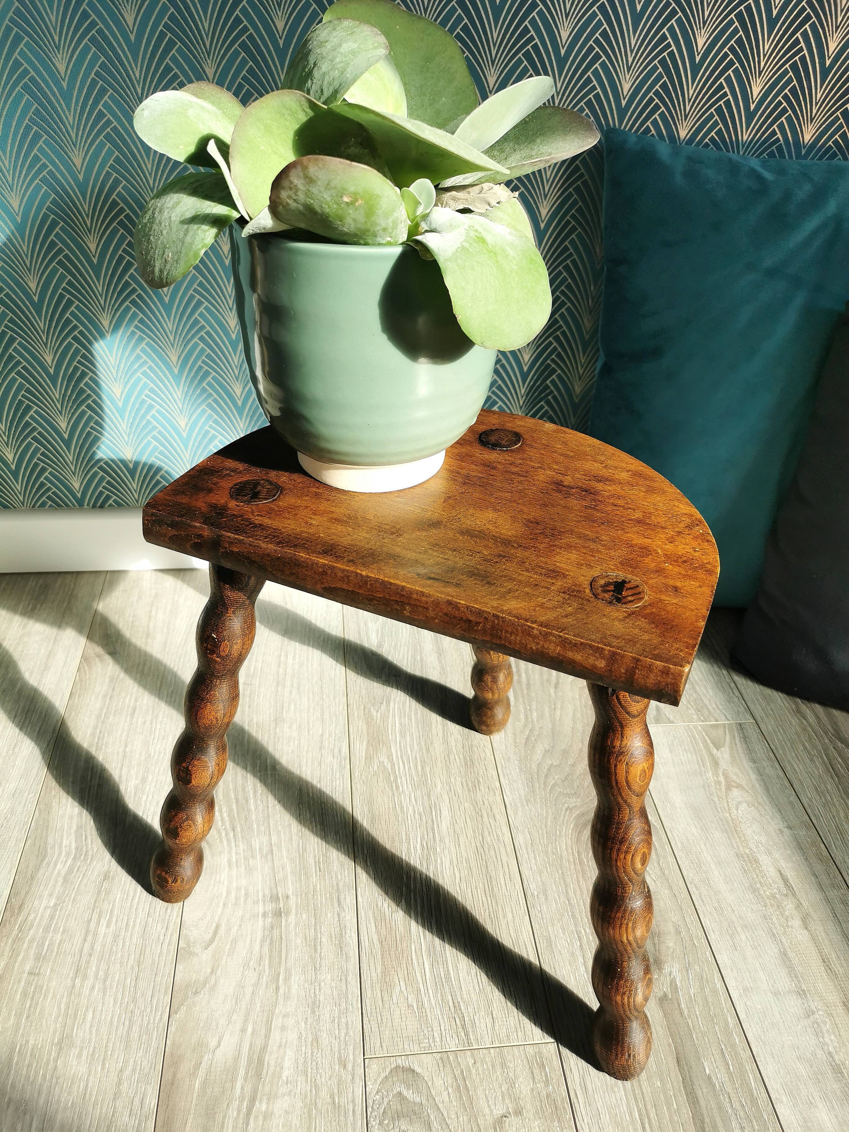 Vintage tripod stool