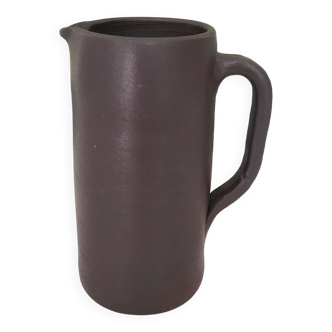 Dark brown sandstone pitcher