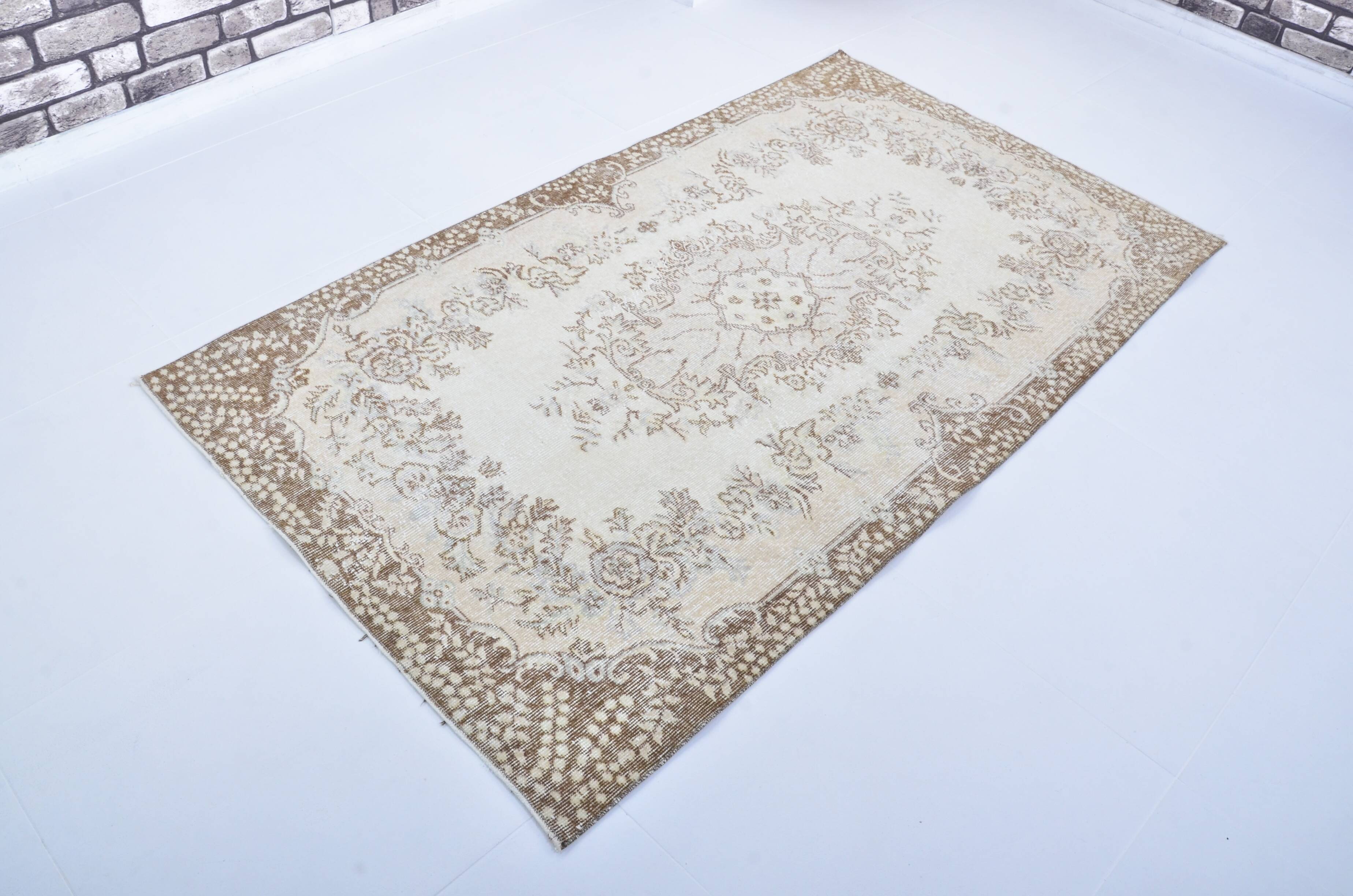 Antique Handknotted Anatolian Carpet sku 3144