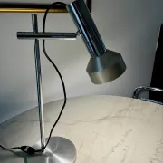 Very nice vintage 1970 articulated table lamp in good condition.
