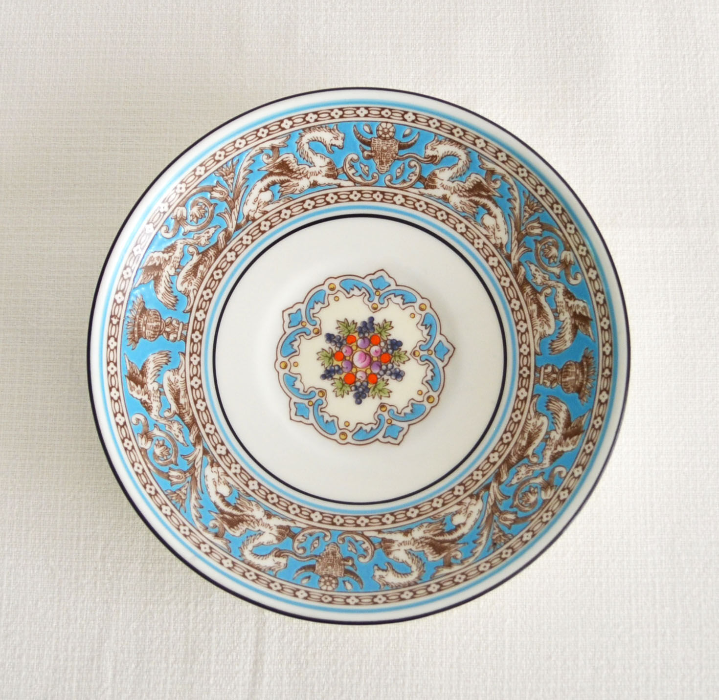 Wedgwood tea cup Florentine model
