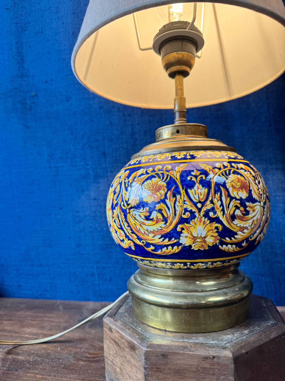 Gien lamp – blue earthenware and brass – early 20th century