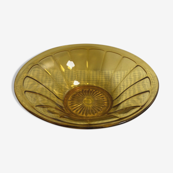 Round dish vintage salad bowl in yellow glass