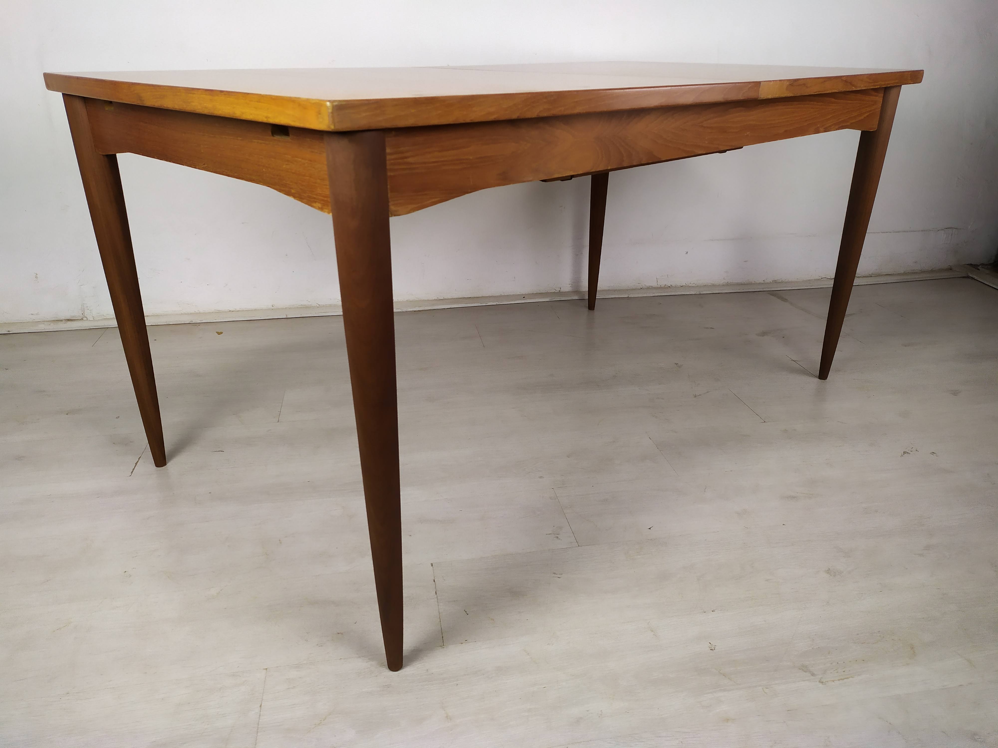 Scandinavian extendable table teak