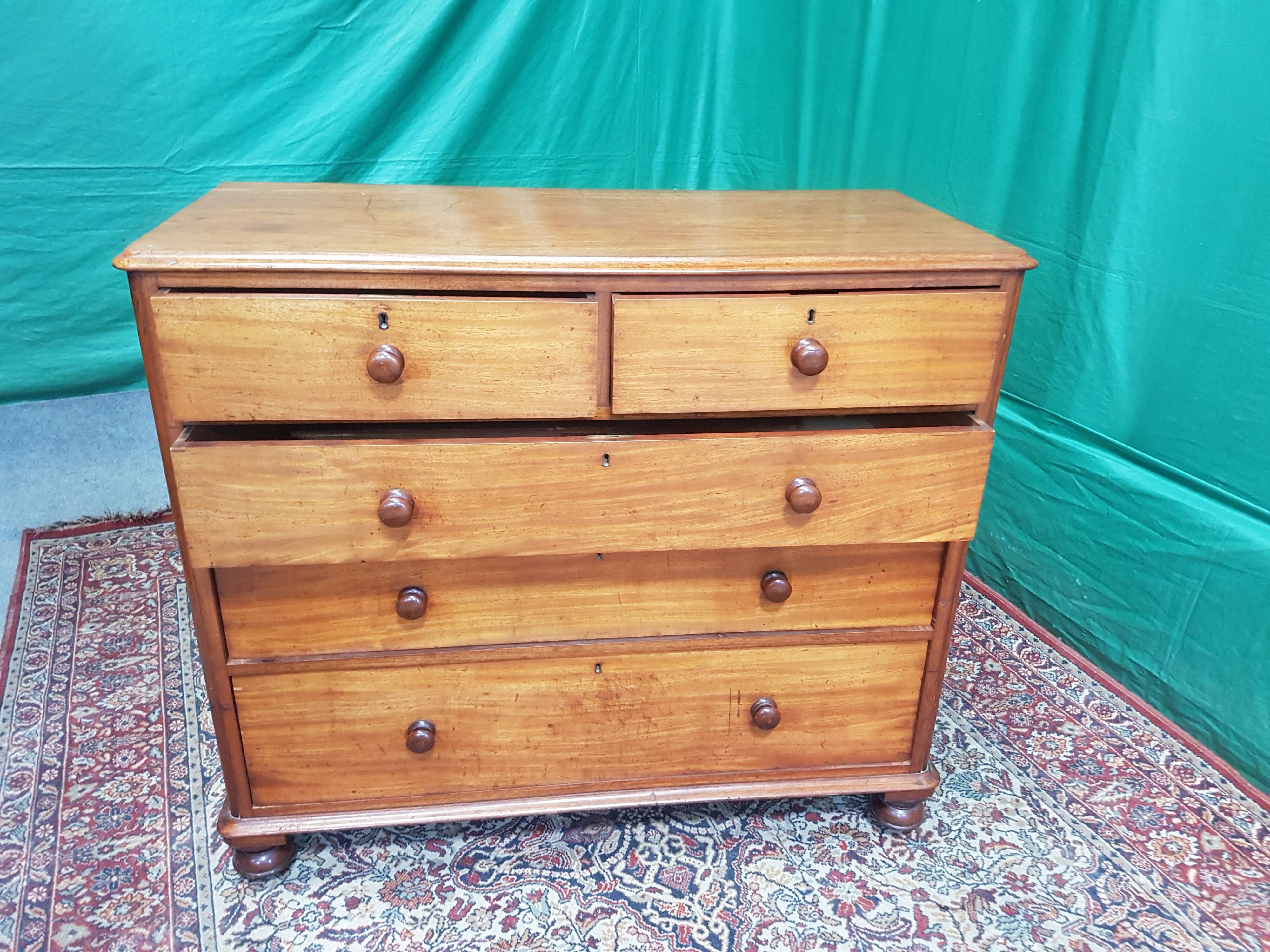 Mahogany dresser