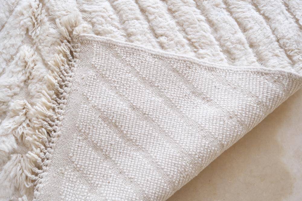 White Moroccan Beni Ourain Rug - 293 x 197 cm